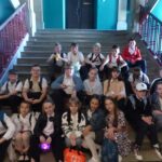 Uczniowie w teatrze