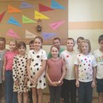 Uczniowie świętują Dzień Kropki